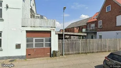 Boligudlejningsejendomme til salg i Tørring - Foto fra Google Street View