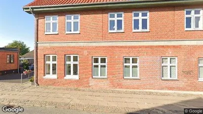 Boligudlejningsejendomme til salg i Græsted - Foto fra Google Street View