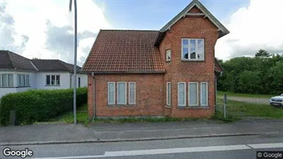 Boligudlejningsejendomme til salg i Ruds Vedby - Foto fra Google Street View