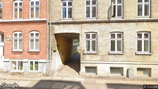 Boligudlejningsejendomme til salg i Aalborg Centrum - Foto fra Google Street View