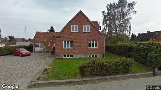 Boligudlejningsejendomme til salg i Vissenbjerg - Foto fra Google Street View