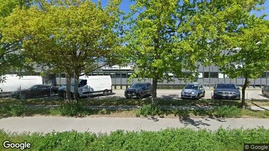 Erhvervsgrunde til leje i Hvidovre - Foto fra Google Street View