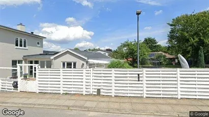 Boligudlejningsejendomme til salg i Brande - Foto fra Google Street View