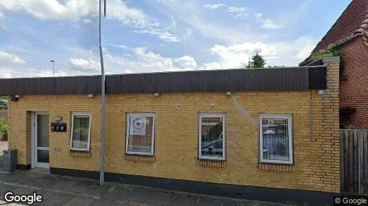Boligudlejningsejendomme til salg i Brande - Foto fra Google Street View