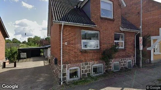 Boligudlejningsejendomme til salg i Østbirk - Foto fra Google Street View