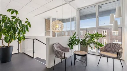 Ingen binding, kontor til 1.600 kr.