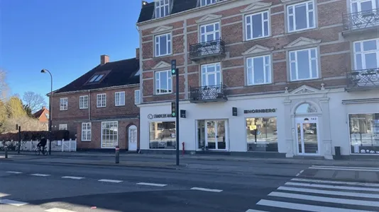 Butikslokaler til leje i Hellerup - billede 1