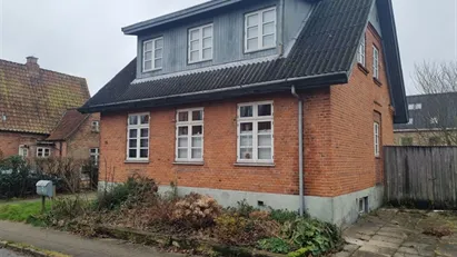 INVESTERINGSEJENDOM I VIBORG - 1. ÅRS FORRENTNING 4,74 %