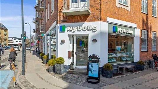 Butikslokaler til leje i Hellerup - billede 2