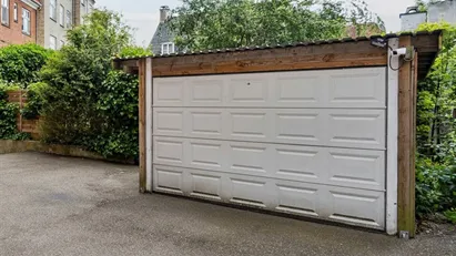 Garage centralt i Gentofte