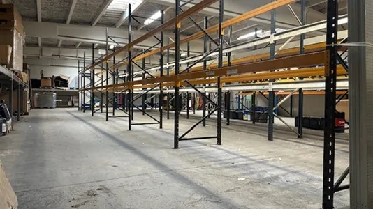 Lagerlokaler til leje i Kolind - billede 3