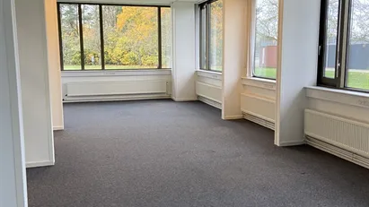 55 kvm stort lyst lokale i kontorfællesskab