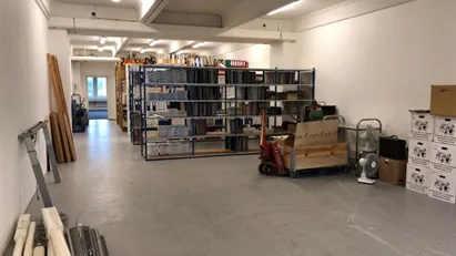 120 m² lager med pænt og indflytningsklart kontor