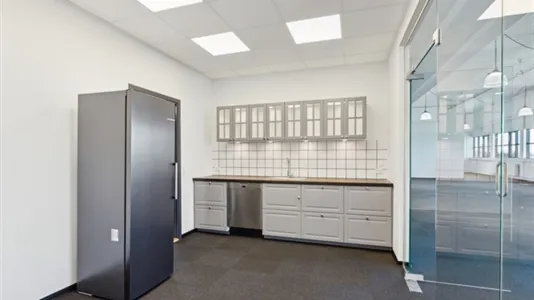 Lagerlokaler til leje i Ishøj - billede 4