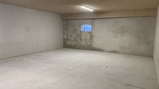 Lagerlokaler til leje i Helsinge - billede 4