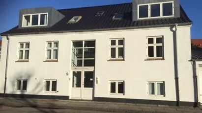 Klinik/kontor udlejes