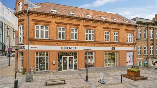 Boligudlejningsejendomme til salg i Fredericia - billede 2