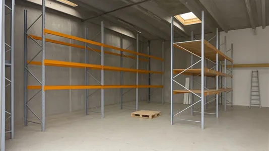 Lagerlokaler til leje i Farum - billede 3