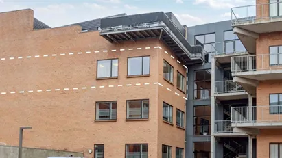 Kontor- / klinik lokaler centralt i Skive - i alt ca. 414 kvm