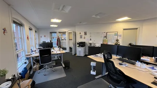 Lagerlokaler til leje i Karlslunde - billede 3