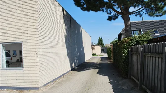 Lagerlokaler til salg i Humlebæk - billede 3