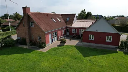 Totalrenoveret udlejningsejendom beliggende i Herslev