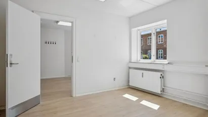 Kontor/klinik indflytningsklart